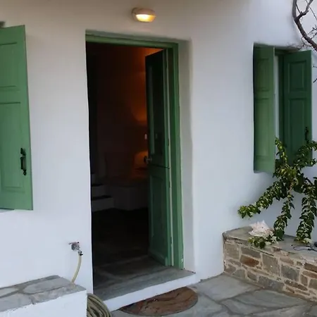 Itia 1 * Serifos Town